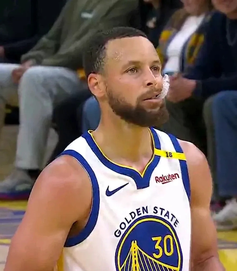 包含CBA季后赛倒计时,金州勇士转会期主帅复盘,细节引发关注,媒体盛赞,更衣室氛围转暖的词条-爱游戏