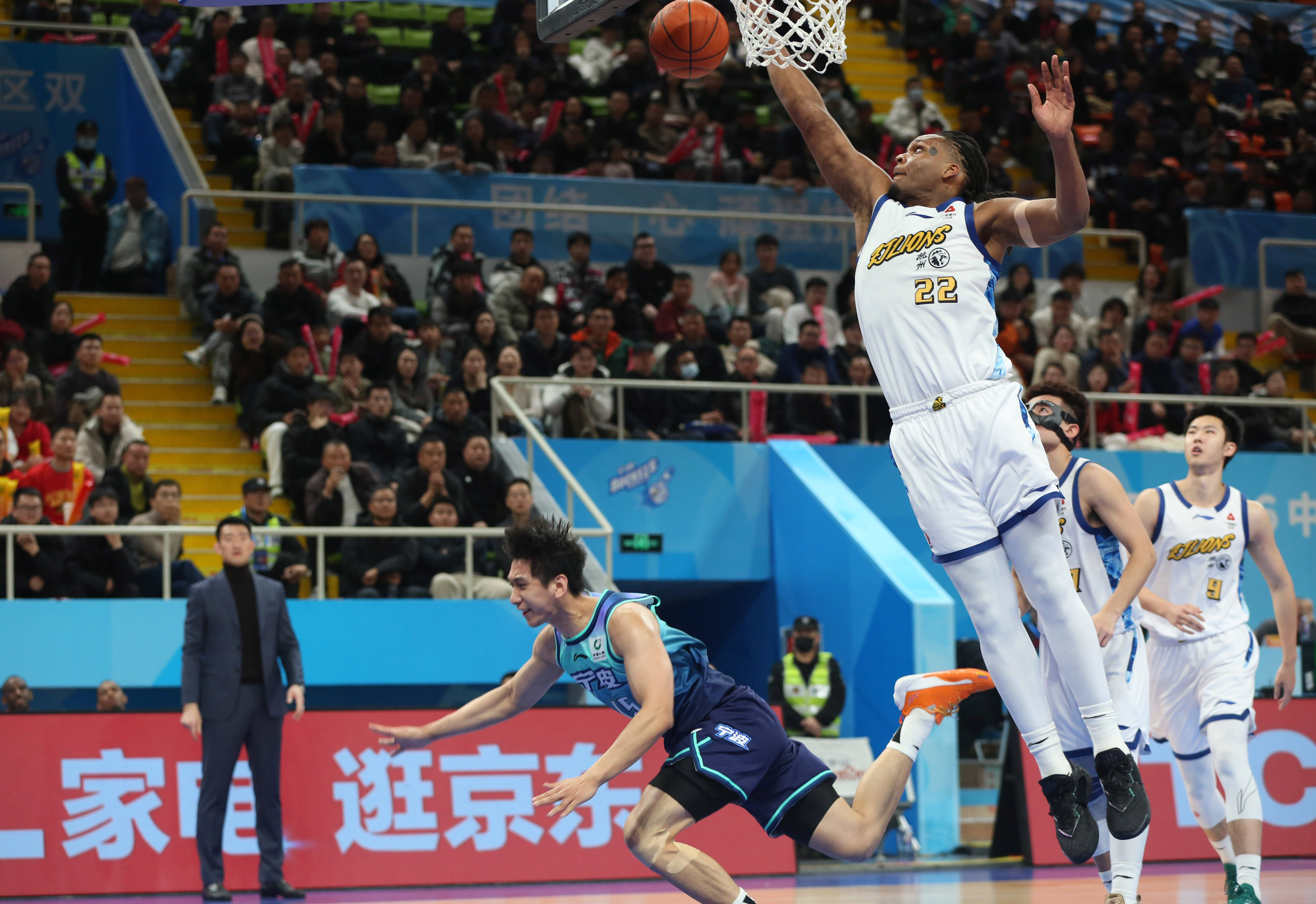 里程碑夜葡萄牙体育绝杀压哨，CBA常规赛关键时刻刷纪录，管理层满意，资深球员宣示担当的简单介绍-爱游戏